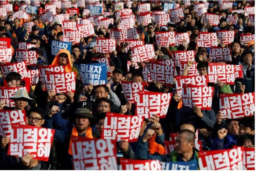 A large-scale protest involving thousands of demonstrators 